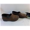 Image 3 : Sketchers Shoes and Dansko Ladies Shoes - Size 6