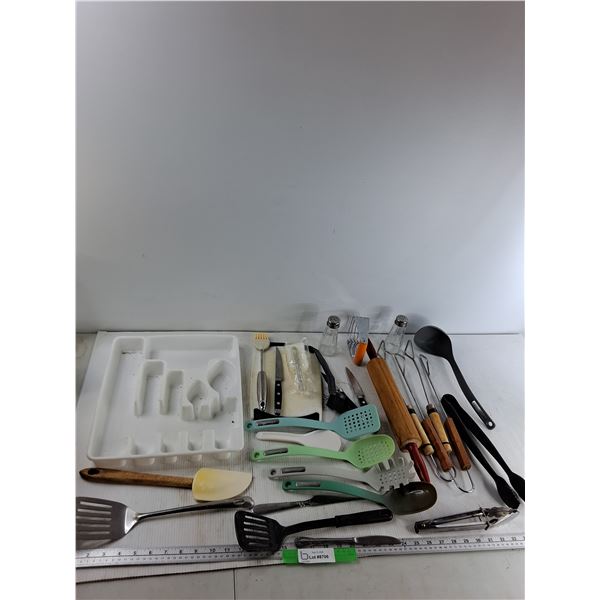 Cutting Board, Rolling Pin, Salt & Pepper Shaker, Misc