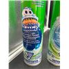 Image 2 : Scrubbing Bubbles Mega Shower Foamer and Bathroom Grime Fighter, 700 g Each