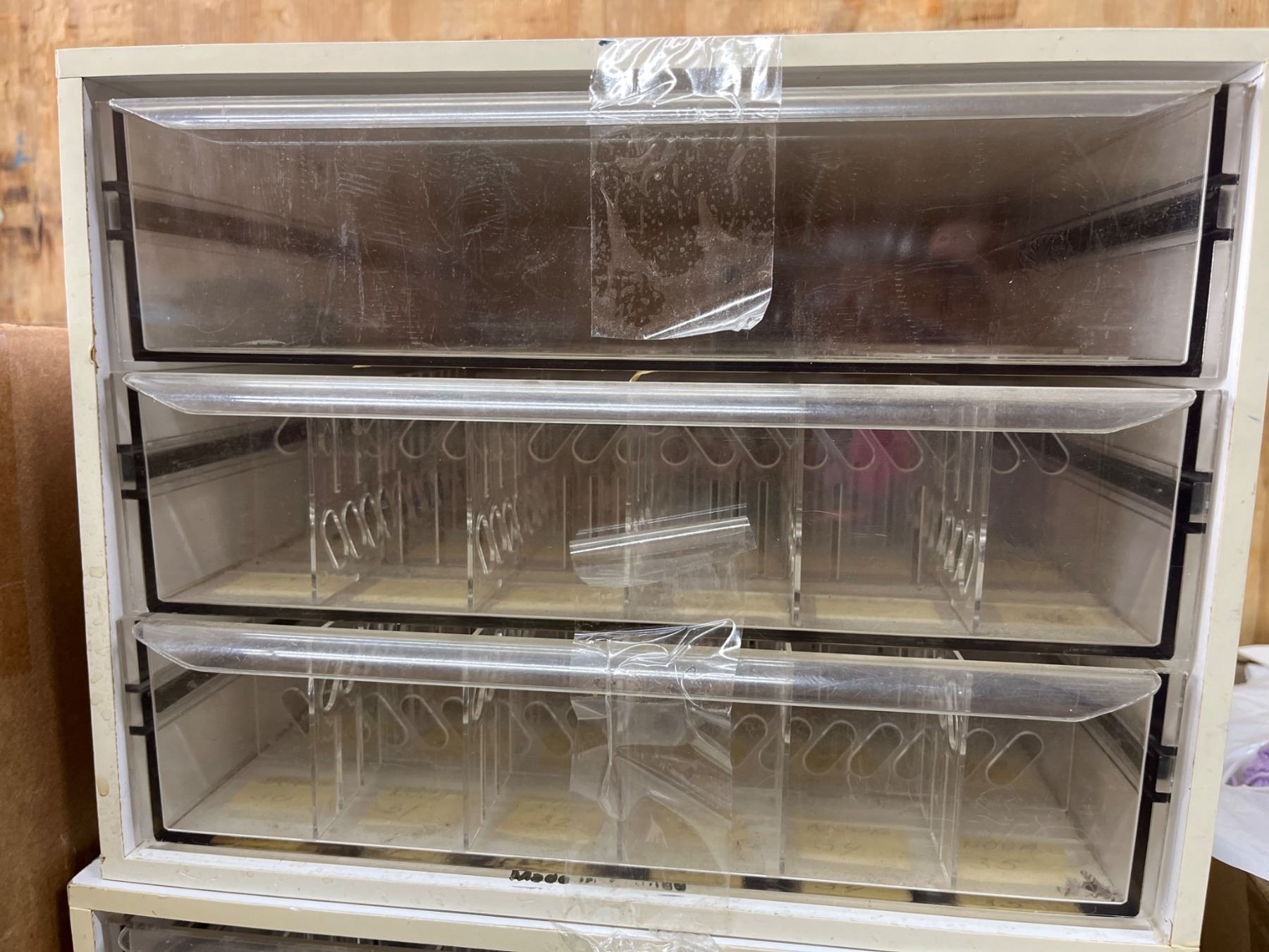 DMC Three-Drawer Thread Storage Unit with Compartment Dividers