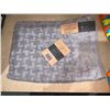 Image 1 : Paarizaat Textured Gray 2 Bath and 2 Hand Towels and 2 Face Cloths– Quick Dry, 6 Pieces