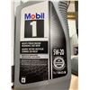 Image 2 : Mobil 1 SAE 5W-20 Synthetic Motor Oil, 1 L Bottle (6 Units)