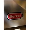 Image 3 : Berkel Model 827 Commercial Food Slicer with 12-Inch Blade, Made in Italy