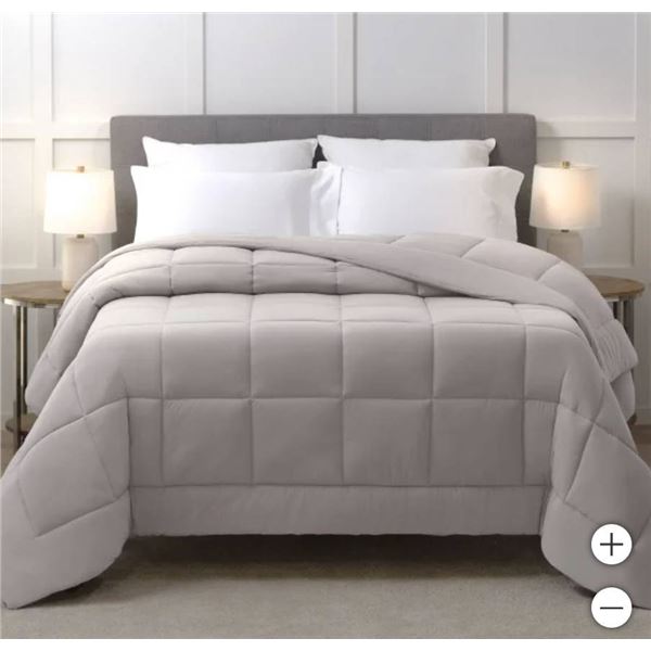 Below Zero Cooling Comforter, Queen Size, 90×98 Inches