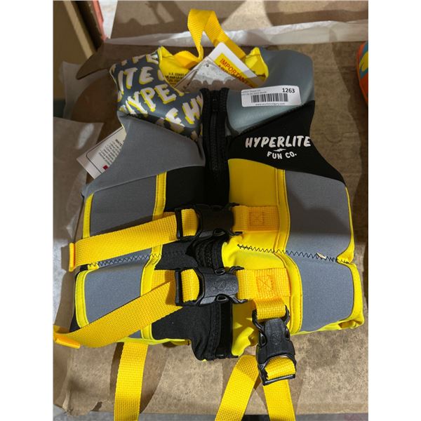 Hyperlite Wake Co. Child Life Vest with 15-25 kg Capacity
