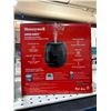 Image 3 : Honeywell Mini Mist Cool Mist Humidifier with Adjustable Settings
