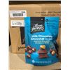 Image 2 : Three Farmers Milk Chocolate Roasted Fava Beans 6x100g (Product Code: 111.2)