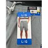 Image 2 : Kirkland Signature Men’s L/G Athletic Shorts in Gray