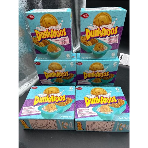 Betty Crocker Dunkaroos Vanilla Cookies With Rainbow Sprinkles Frosting – Box of 6 Trays Lo
