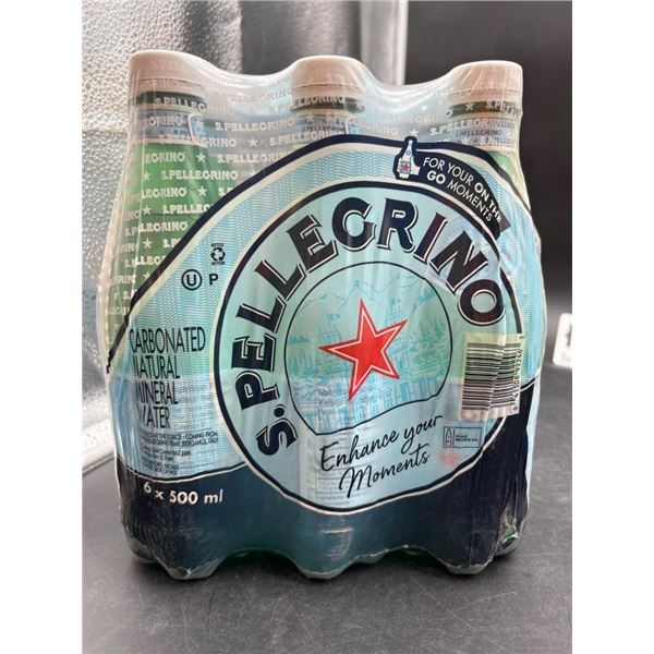 San Pellegrino Carbonated Natural Mineral Water, 6 x 500 ml