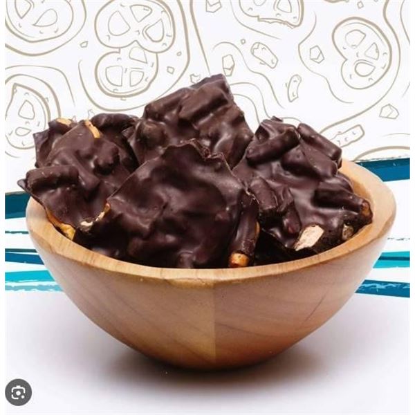 BarkTHINS Dark Chocolate Pretzel Snacking Snack Packs 4x150g