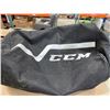 Image 3 : CCM Black Equipment Bag with Straps and Zipper Closure