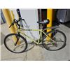 Image 1 : Jazz Voltage Multi-Speed Bicycle With Rear Cargo Rack
