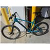 Image 1 : Trek Marlin 5 Mountain Bike with Shimano Drivetrain and Hydraulic Disc Brakes