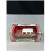 Image 5 : NOS 1957 Ford Ranchers and 1957 Chev Nomad Road Signature Collectors Edition 1/43 Scale