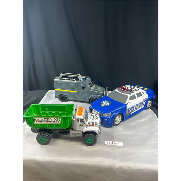 3 Large Tonka Plastic Vehicles Police Cap Has Working Flashing Lights, Approx 17" Long