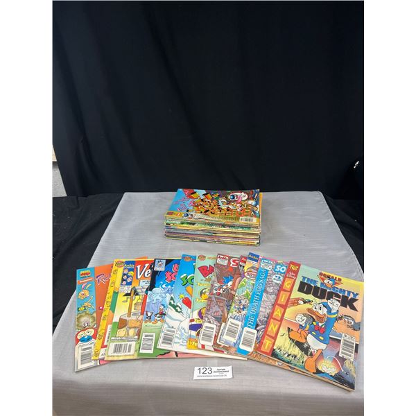 Lot of Approx 40 Comics