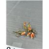 Image 3 : Vintage Gold w/ Genuine Coral Stones Brooch