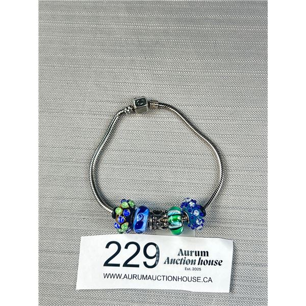 925 Sterling Silver Queen Crown  Bead + Other Beads Charm Bracelet