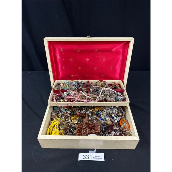 Old Jewelery Box Full of Vintage Jewelery