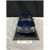 Image 2 : 2010 Chevrolet Camaro SS Diecast Car on Stand
