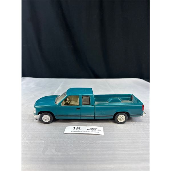 Hard to Find Ertl 1993 Chevrolet C-1500 Extended Cab Truck Model Dealer Promotional Item