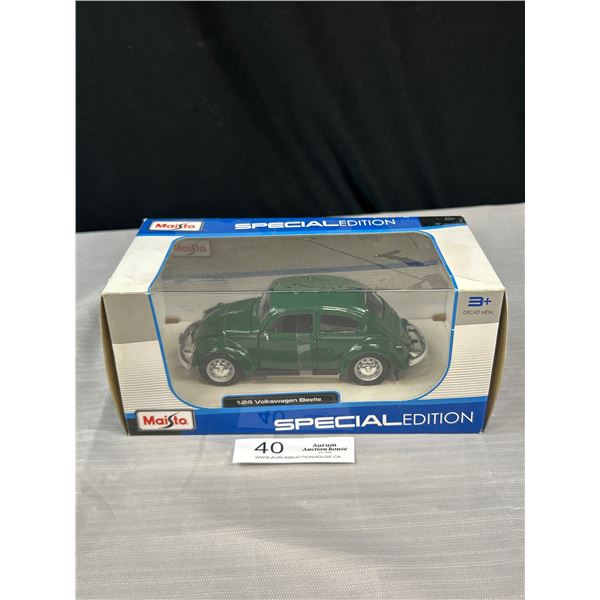 1/24th Scale Volkswagen Beetle Diecast Car in Original Box