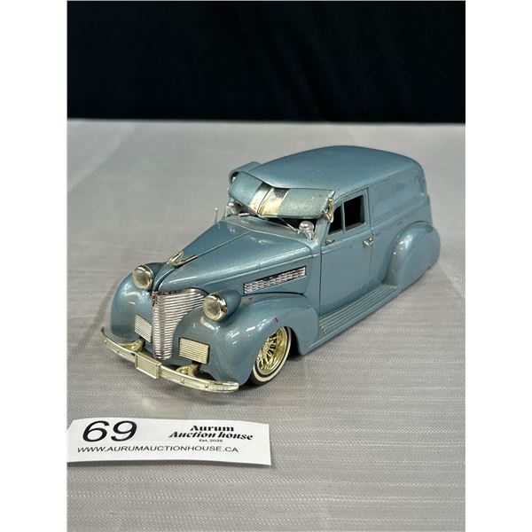 1/24th Scale 1939 Chevrolet Sedan Diecast Car