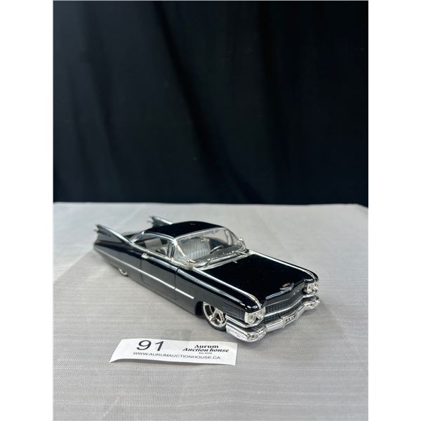 1/24th Scale 1959 Cadillac Deville Diecast Car