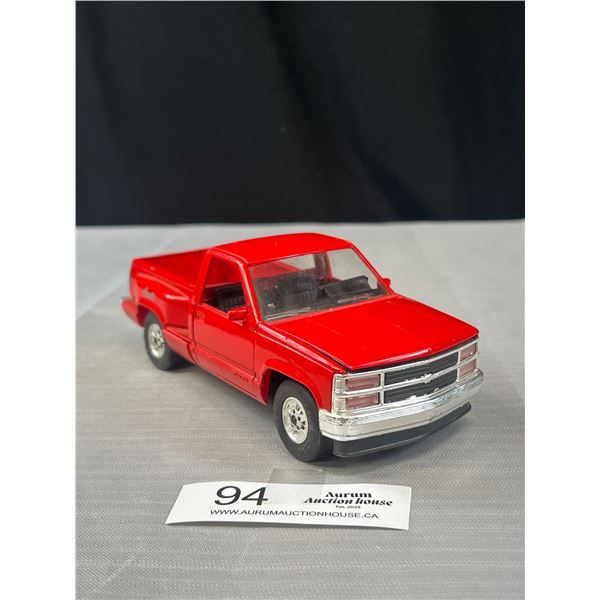 1/25th Scale Chevrolet Silverado Sport Side Diecast Car