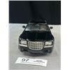 Image 3 : 1/18th Scale Chrysler 300C Hemi Diecast Car