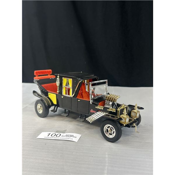 Ertl 1/18th Scale George Barris Munsters Koach Diecast Car in Great Shape