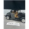 Image 5 : 1/24th Scale 1932 Ford Coupe Diecast Car