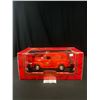 Image 1 : 1/18th Scale Chevy Panel Truck 1950 Diecast in Original Box