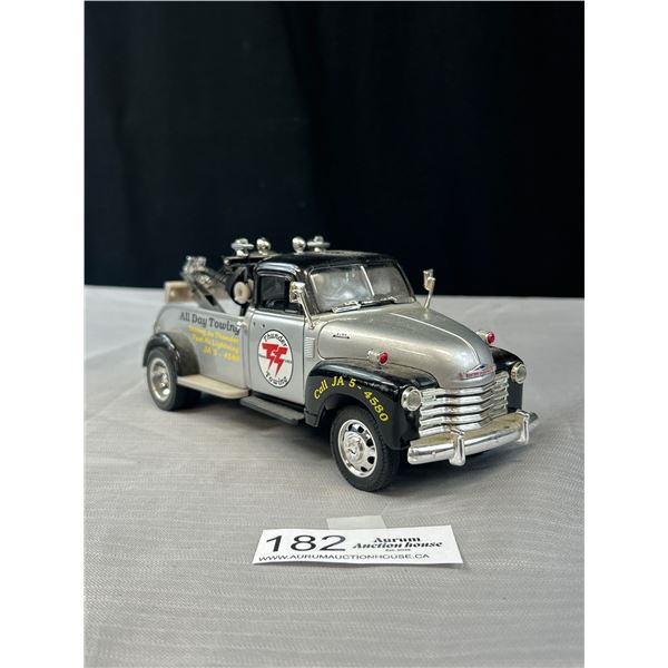 1/24th Scale Diecast 1953 Chevy Wrecker