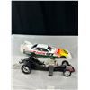Image 6 : 1/24th Scale Diecast  NHRA Drag Racing Car Castrol GTX
