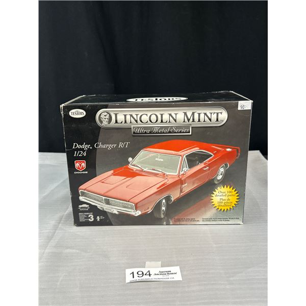 Lincoln Mint Metal Model Open but Complete 1/24th Scale Dodge Charger