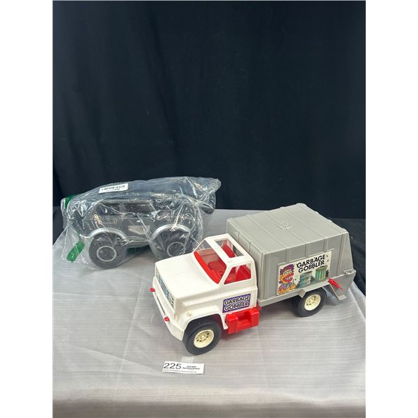 Deerc RC Remote Control Vehicle Still Sealed in Bag + Hard to Find 1970 Garbage Gobbler Garbage Truc