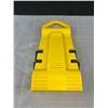 Image 11 : Vintage Metal Tonka Truck and Bulldozer w/ Plastic Trailor, Great Shape