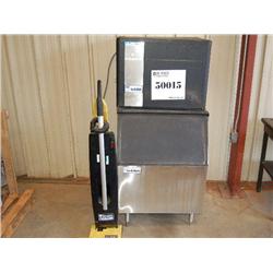 CLEANER-VACUUM, MACHINE ICE MAKING WITH STORAGE BIN