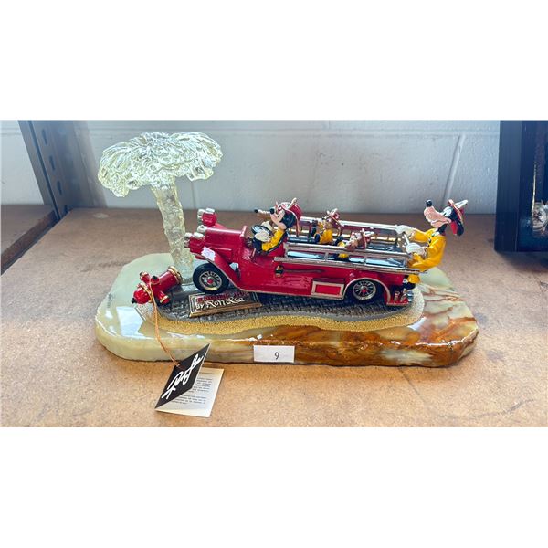 RON LEE COLLECTIBLES ENGINE NO 1 FIRE TRUCK MICKEY & FRIENDS FIGURINE