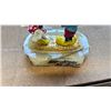 Image 2 : RON LEE COLLECTIBLES MICKEY & MINNIE HEART FIGURINE