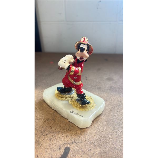 RON LEE COLLECTIBLES GOOFY FIREFIGHTER FIGURINE