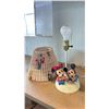 Image 1 : DISNEY MICKEY & MINNIE MOUSE LAMP *TESTED WORKING/ SHADE NEEDS REPAIR*