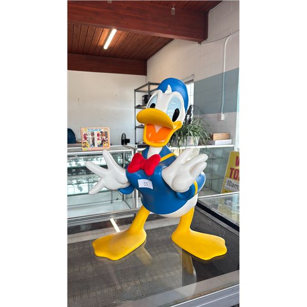 DONALD DUCK FIGURINE