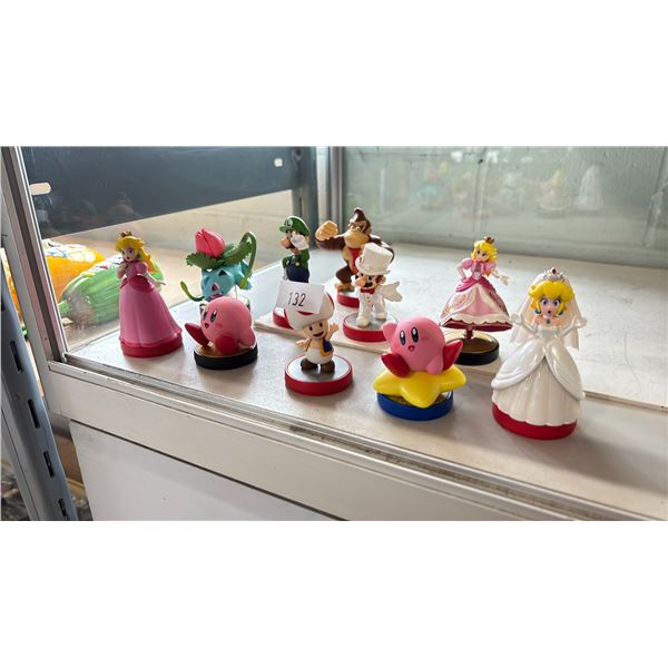 ASSORTED NINTENDO AMIIBO FIGURES