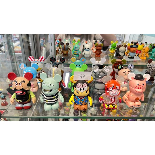 ASSORTED DISNEY VINYLMATION FIGURES