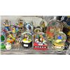 Image 2 : SHELF OF DISNEY COLLECTIBLES