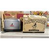 Image 1 : MICKEY MOUSE 2 SLICE POP UP TOASTER