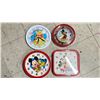 Image 1 : SHELF OF DISNEY COLLECTIBLES